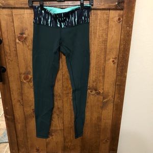 Lululemon leggings - reversible